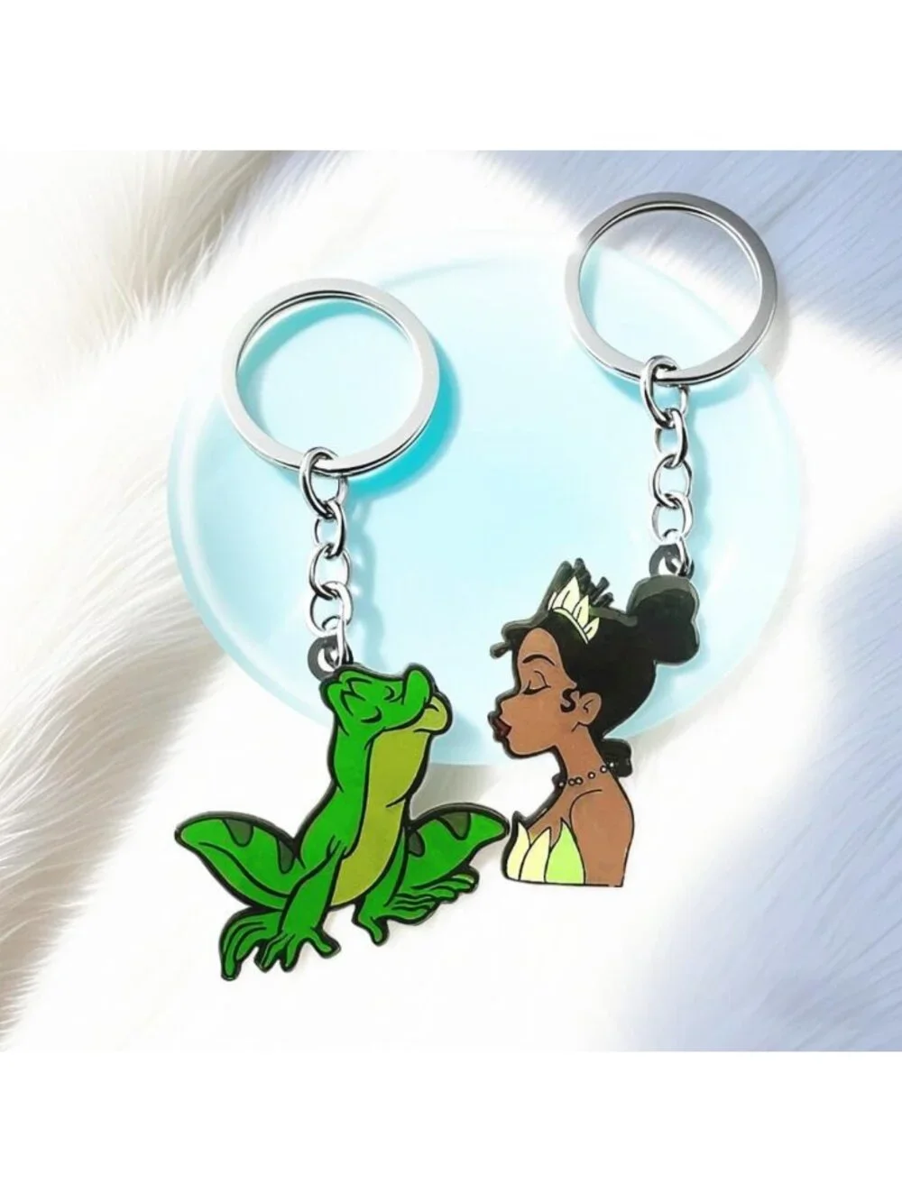 Adorable Couples Keychain Set - 2 Metal Frog Keychains, Green & Gold, Cute Gift